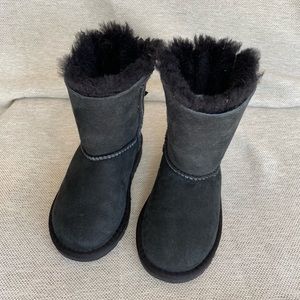 EUC Black UGG Bailey Bow Boot, Size 8.